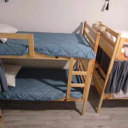 Prenocisce 9a Gostinjska kuća *